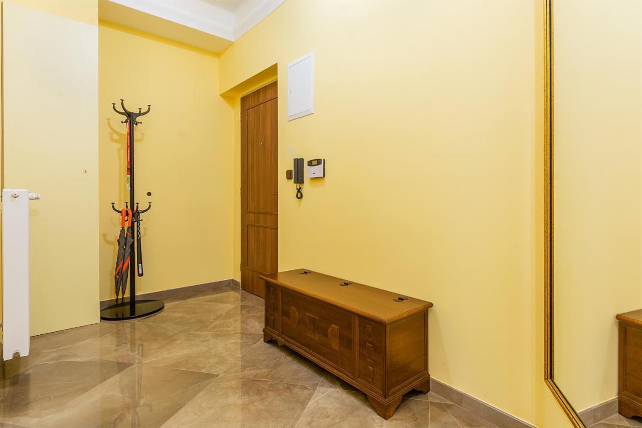 Apartamento In Heart Of - 2br 2ba Elegant Downtown Praga